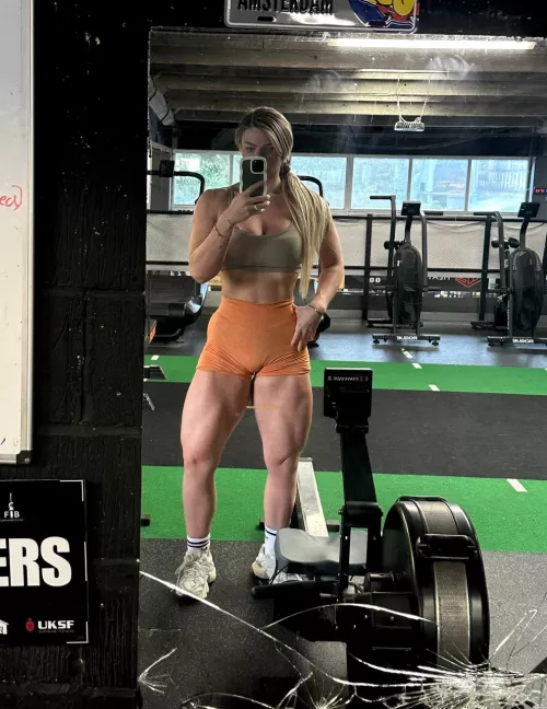 my shapely body makes turn's you on?