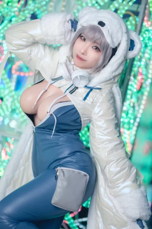 Neve cosplay by sayaaaa_owo [Nikke]