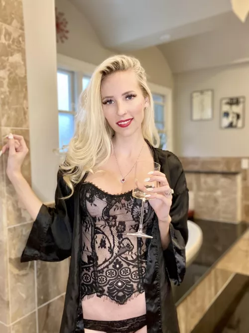 So…do you think I am a fit for this subreddit 💋