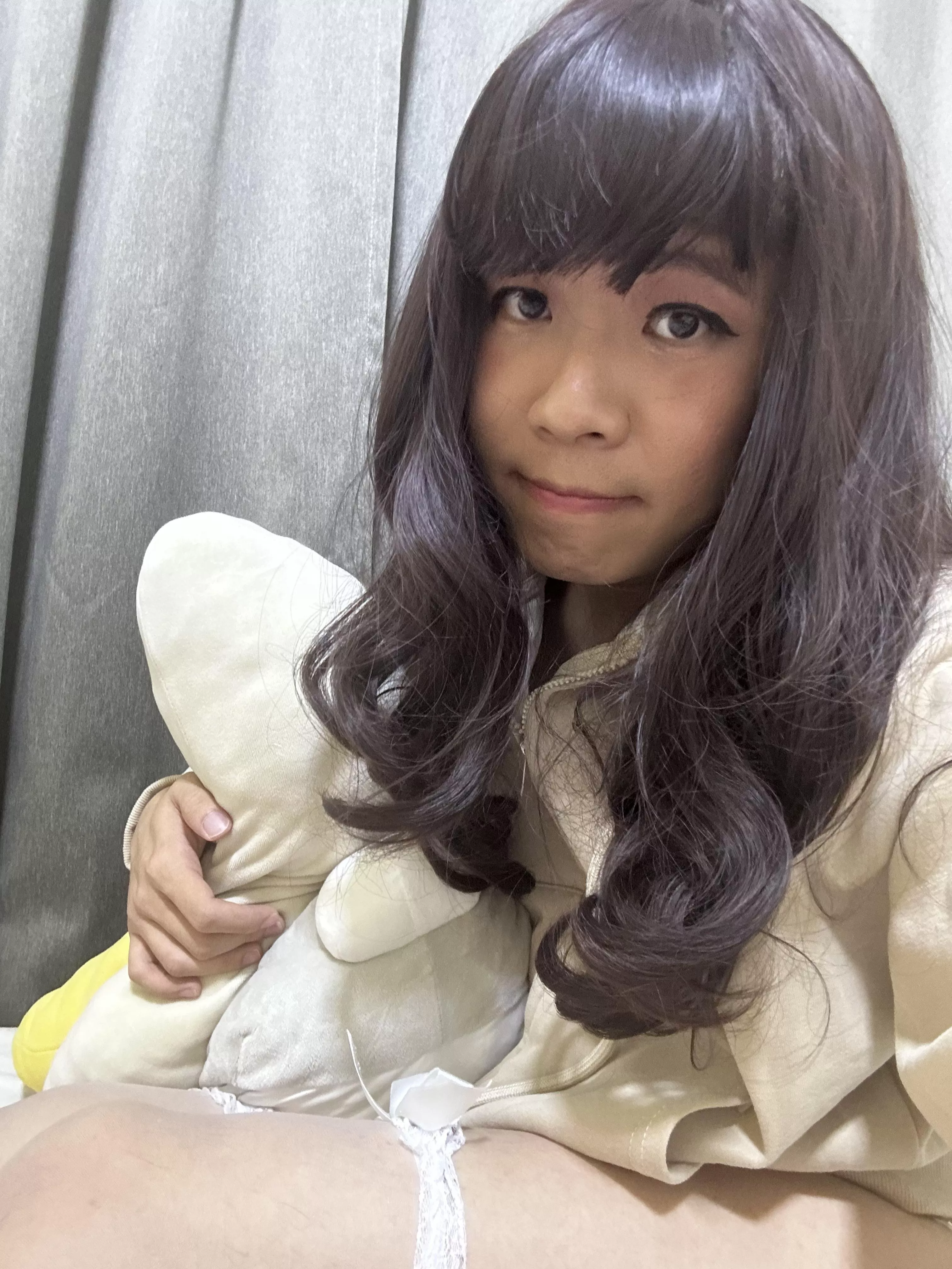 Trying out new outfit and relax🧸😛