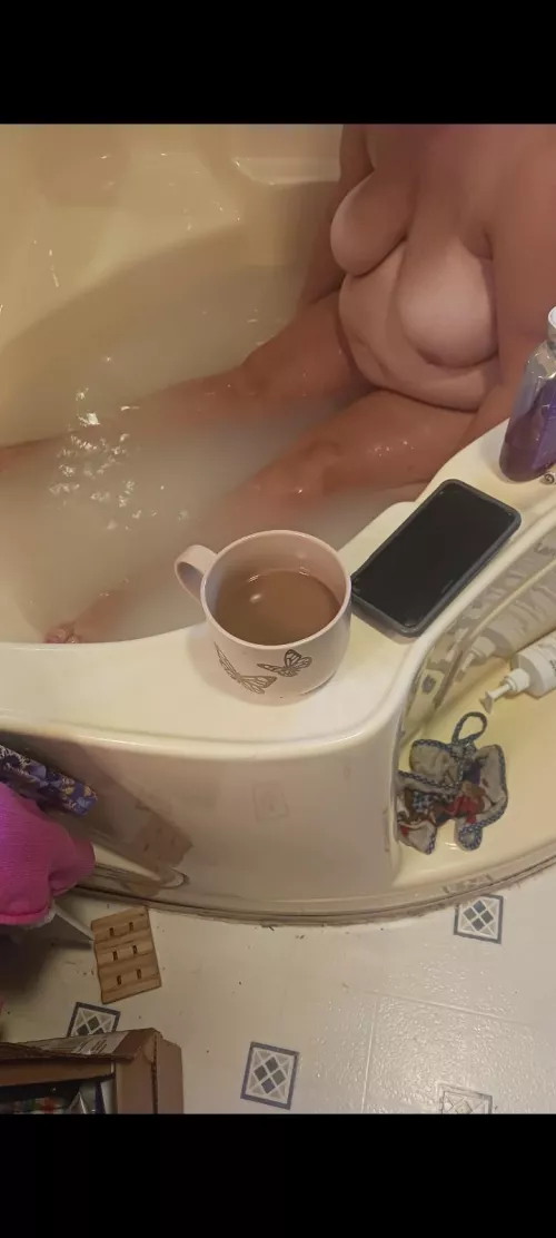 Tub tits and coffee
