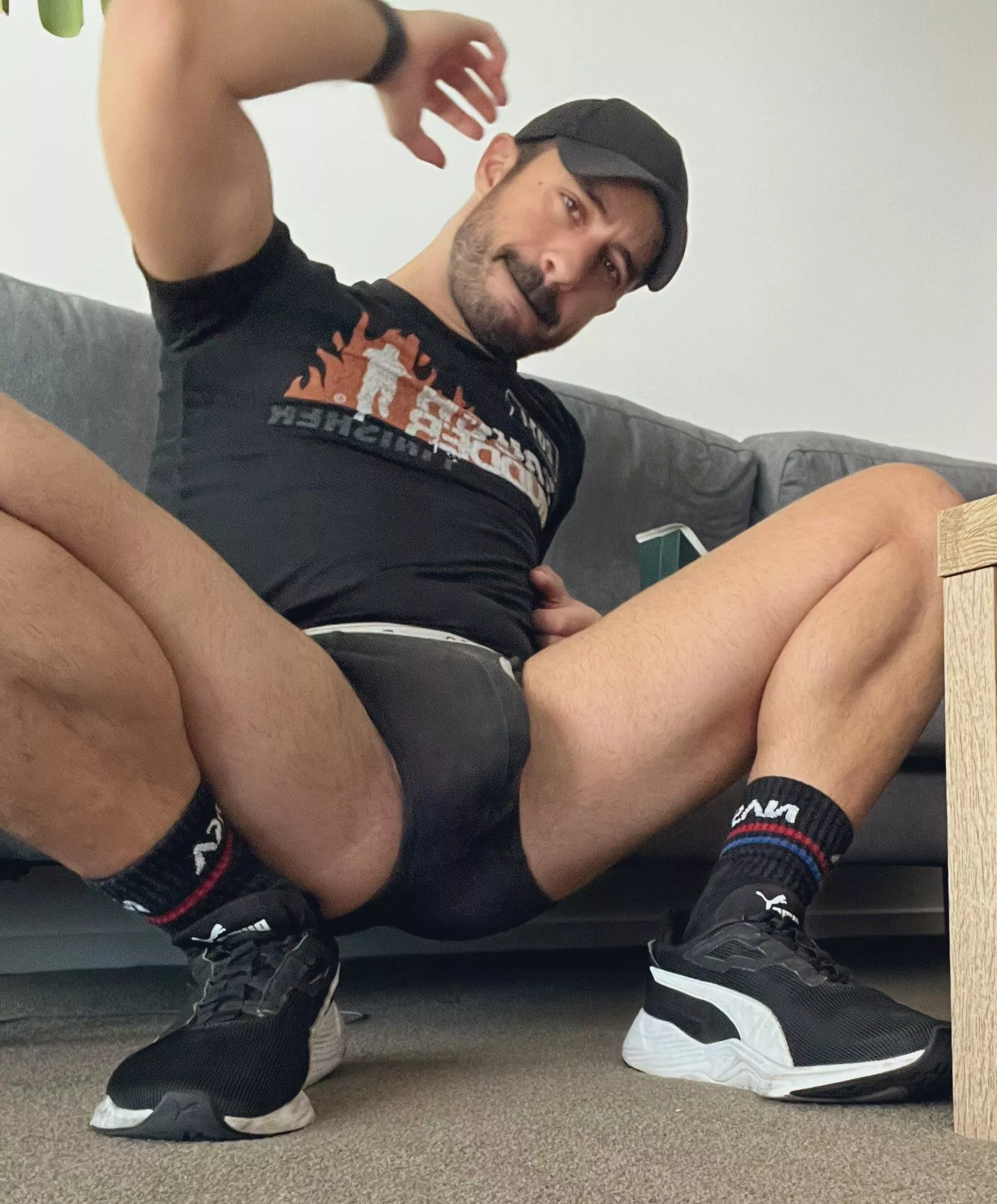 What are you staring at little bro? [30s]