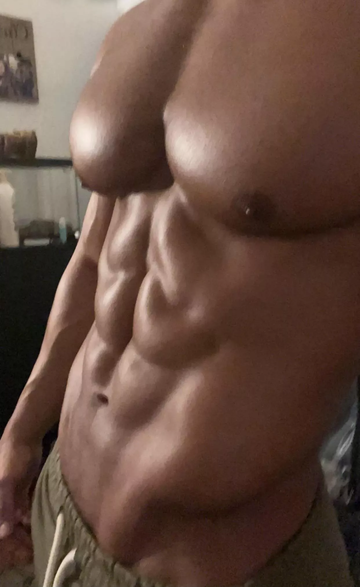 Would you cum on these abs?