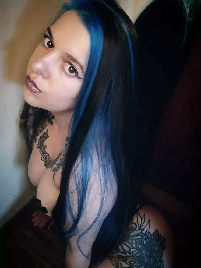 You think you can handle this 5ft girl?