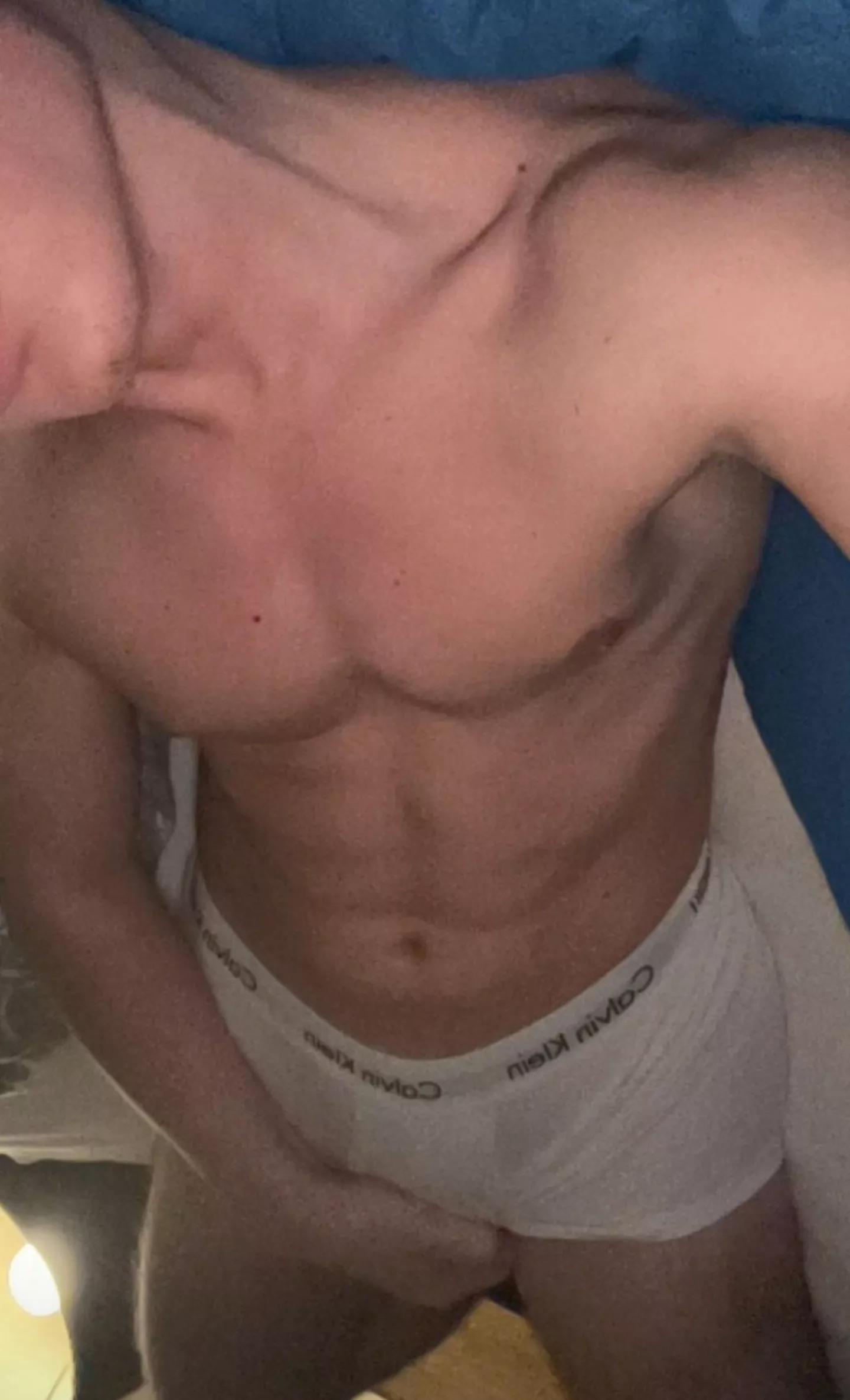 24 I wanna videochat with someone