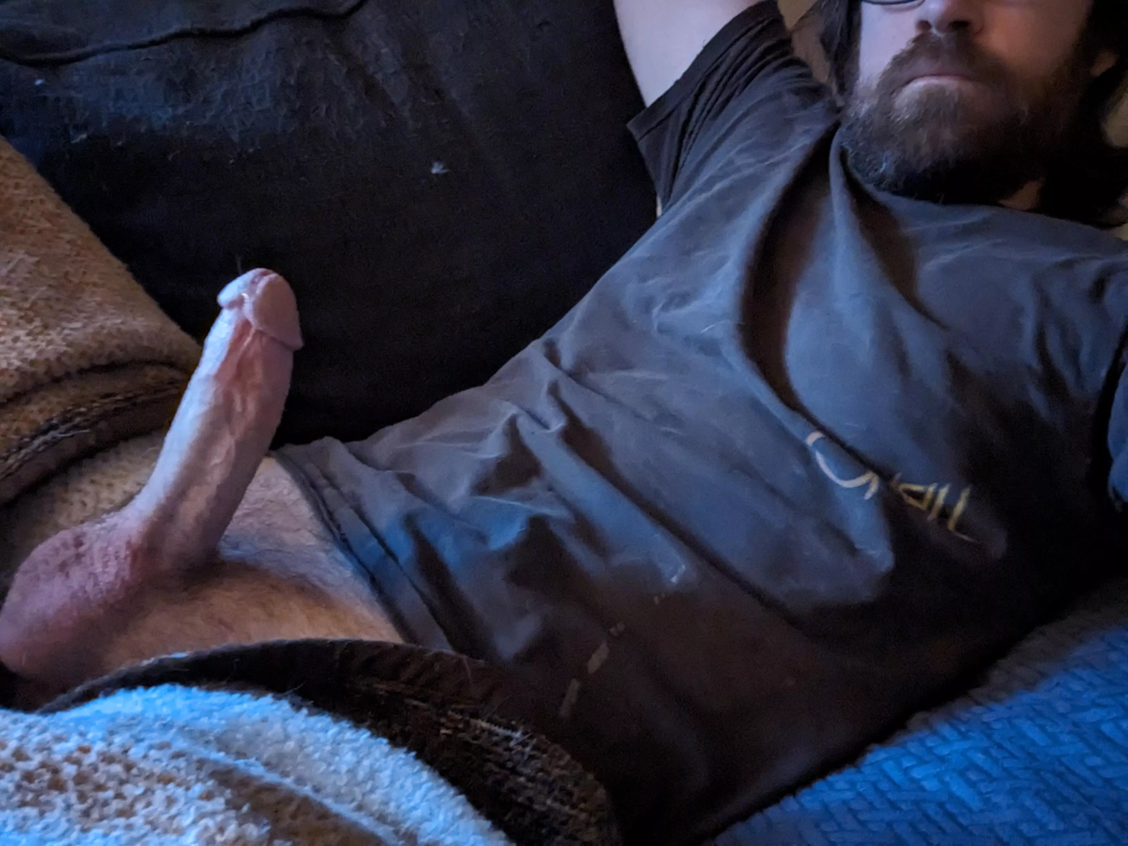 [37] A gloomy morning here in the PNW. Come join me on the couch and let's start the day off right.