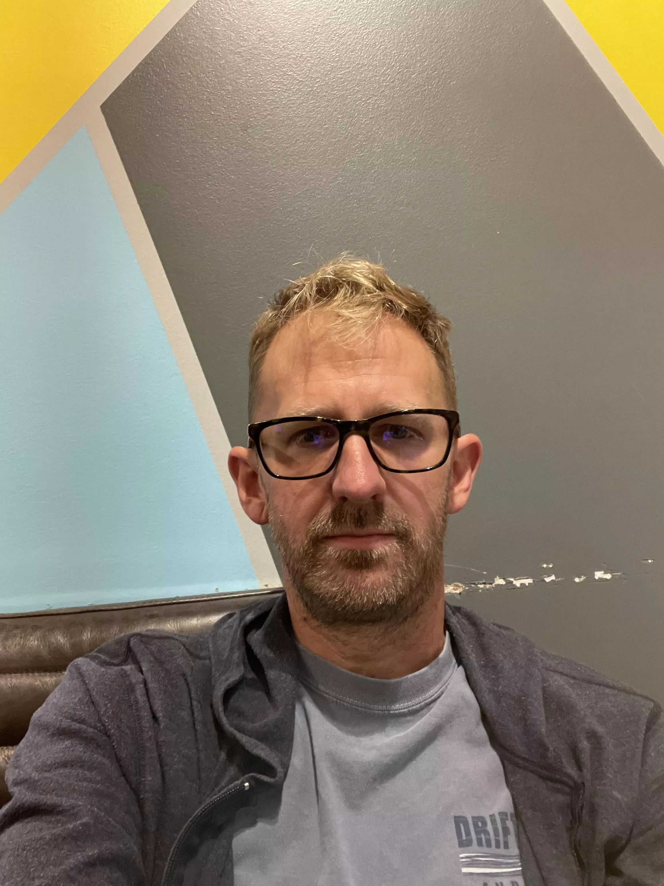 Feeling gray today. Can you tell?