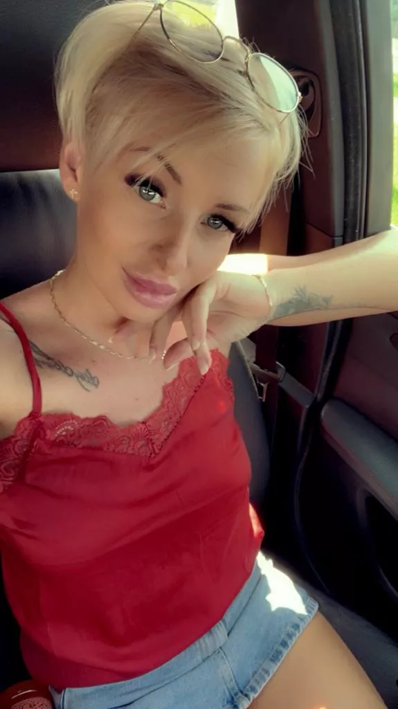 https://www.myfreecams.com/#AmazingSarah wish you all a great weekend