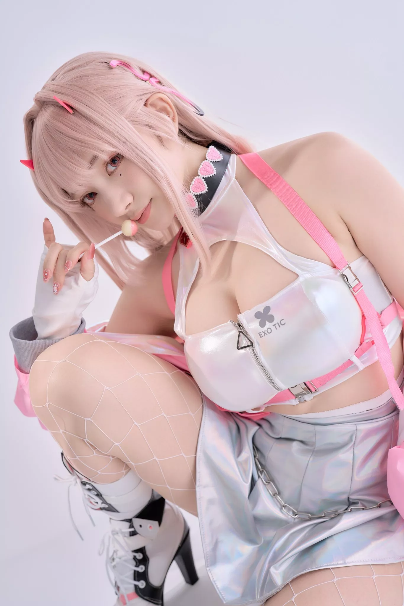 Viper ♡˝ cosplay by angelia_lapin [Nikke]