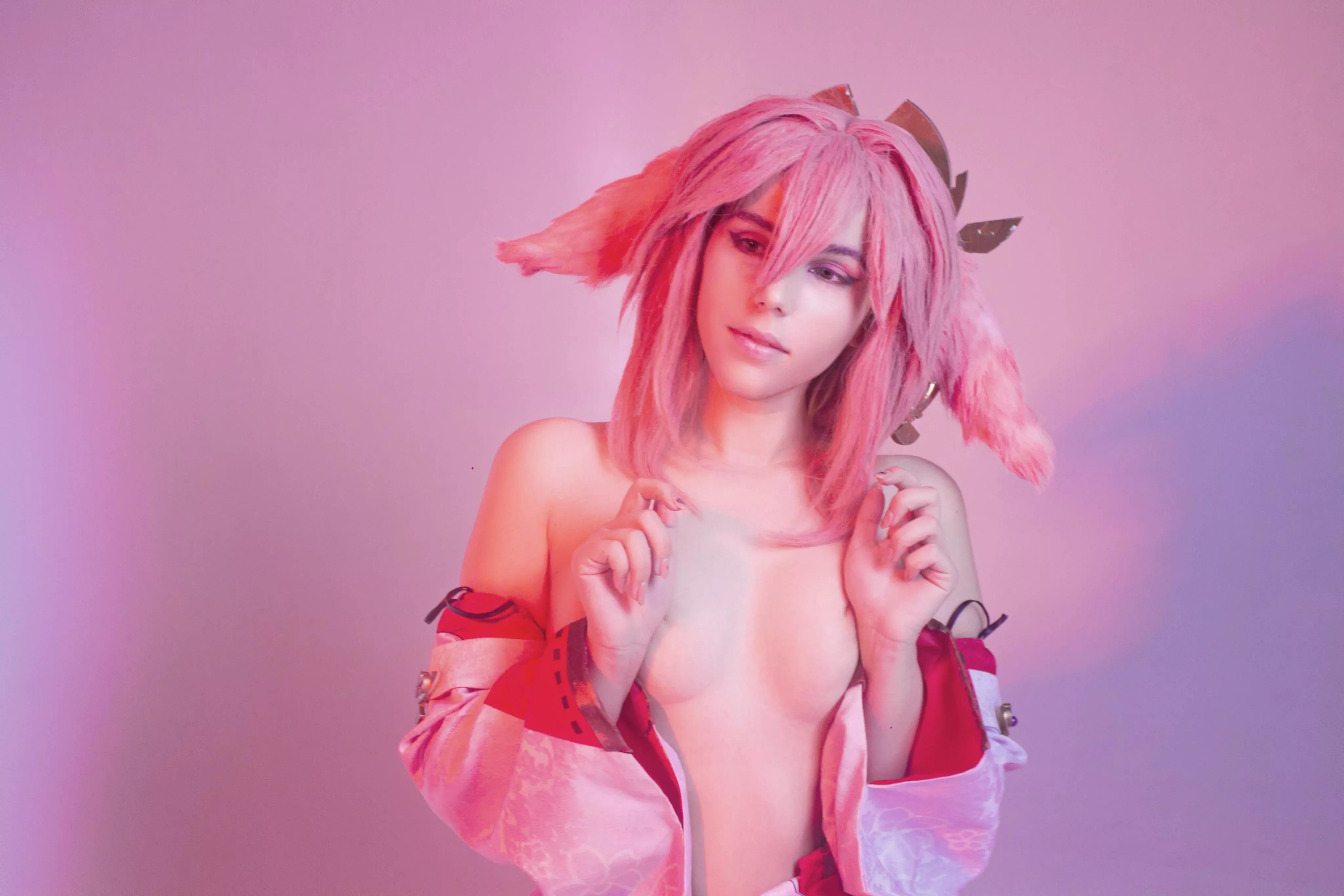 Yae Miko cosplay by Killowcute