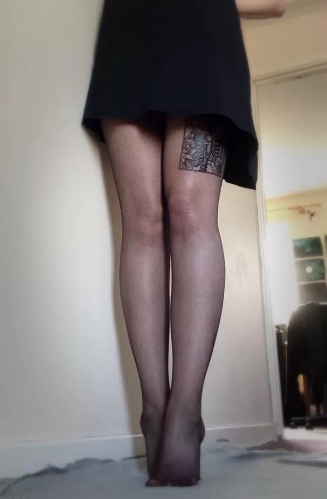 10 Den sheer tights (OC)