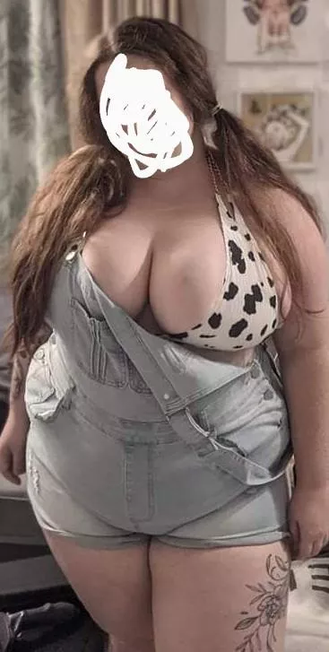 Because big boobs makes more milk