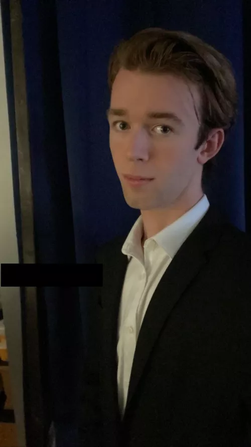 Dressed up nice today and really liked how I looked