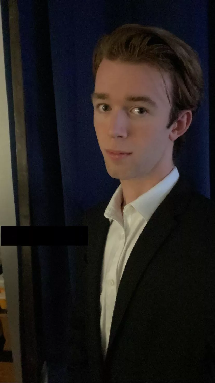 Dressed up nice today and really liked how I looked