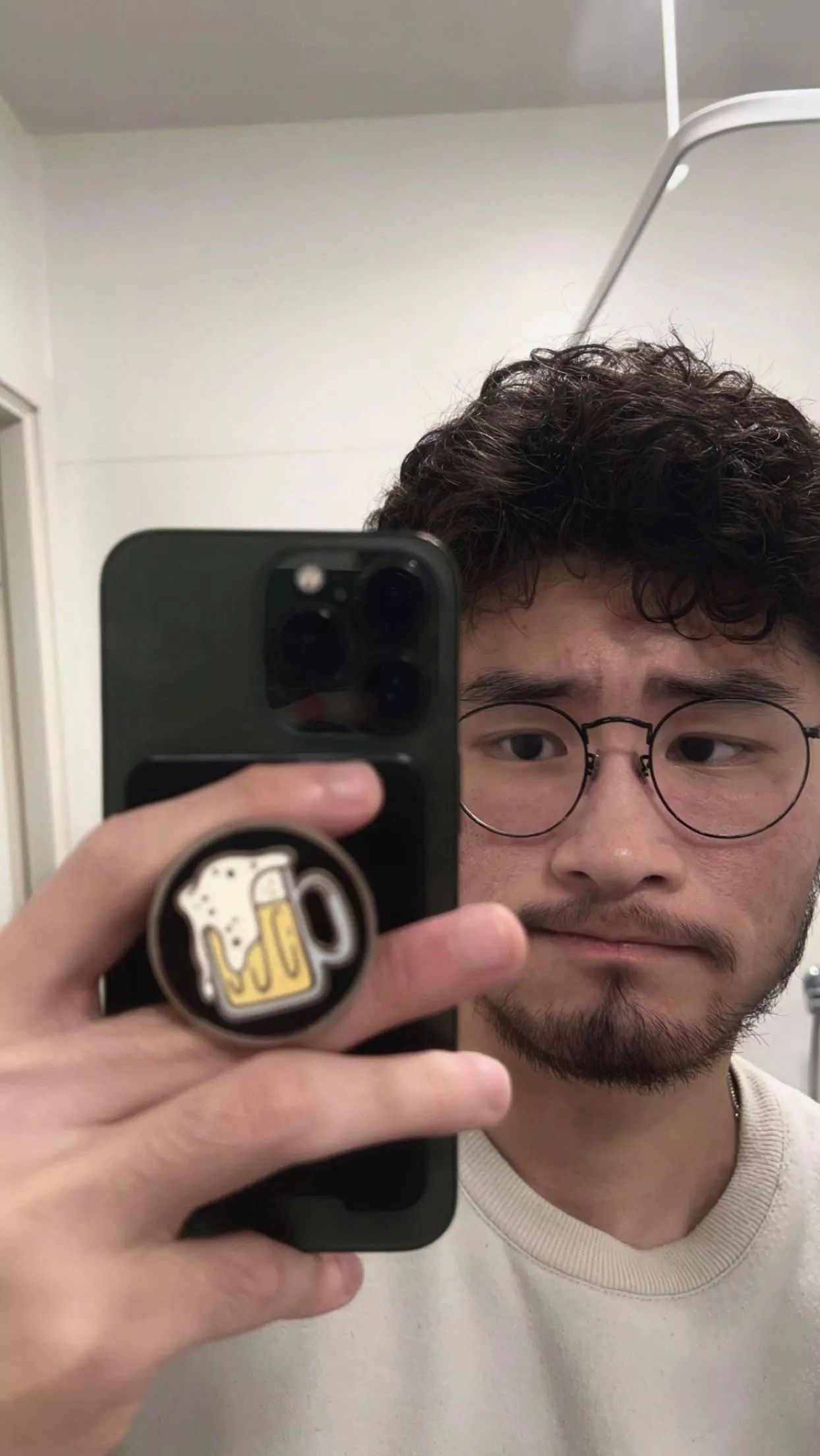 enjoy netflix cuddles and hating myself 🐀