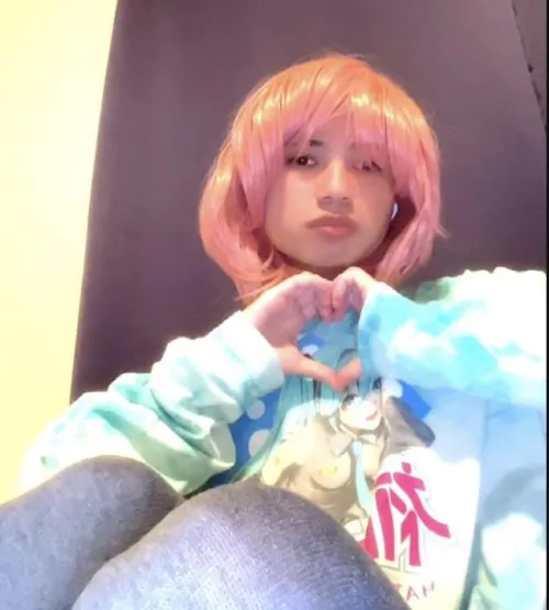 First time doing this (kinda shy)