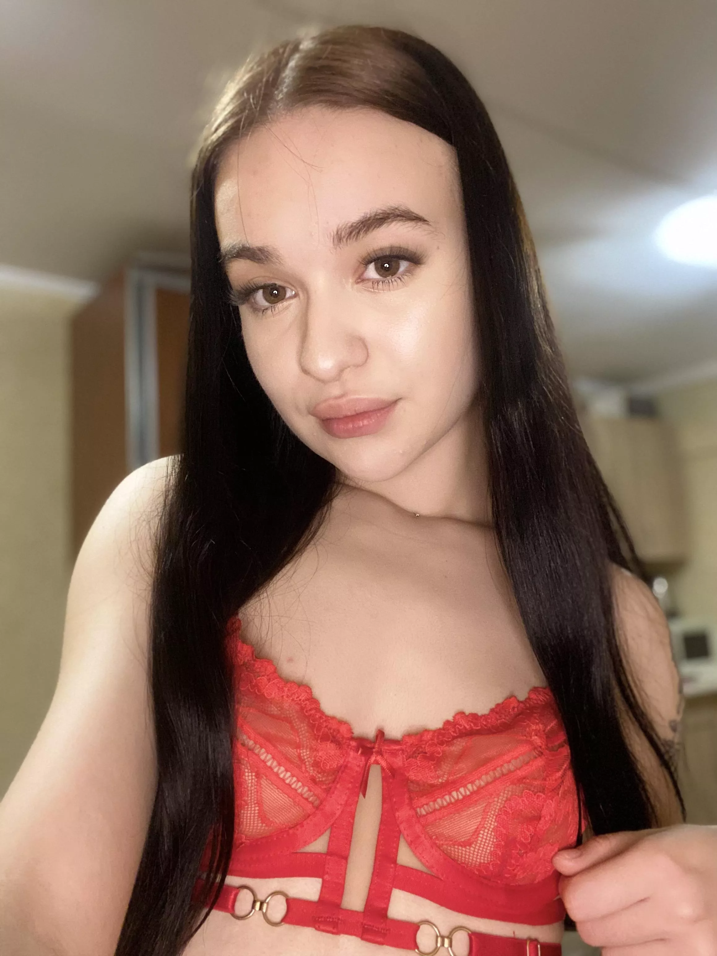 I just turned 18 so now I'm legally able to become your dirty little secret