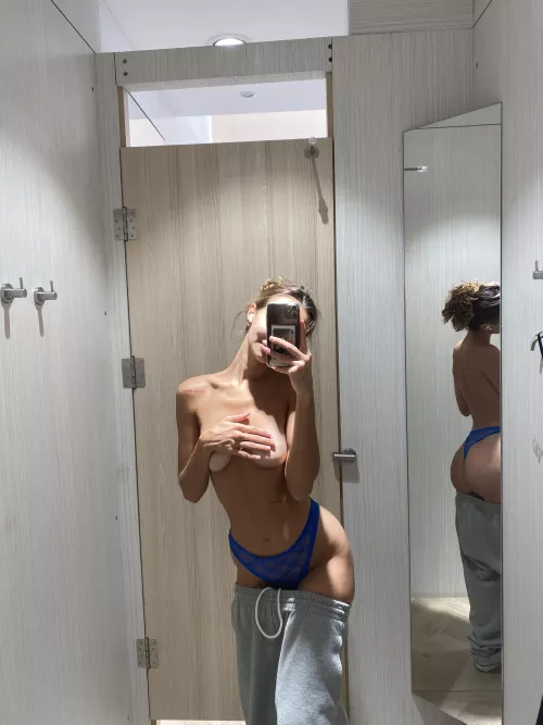 i took off my bra, do u mind?