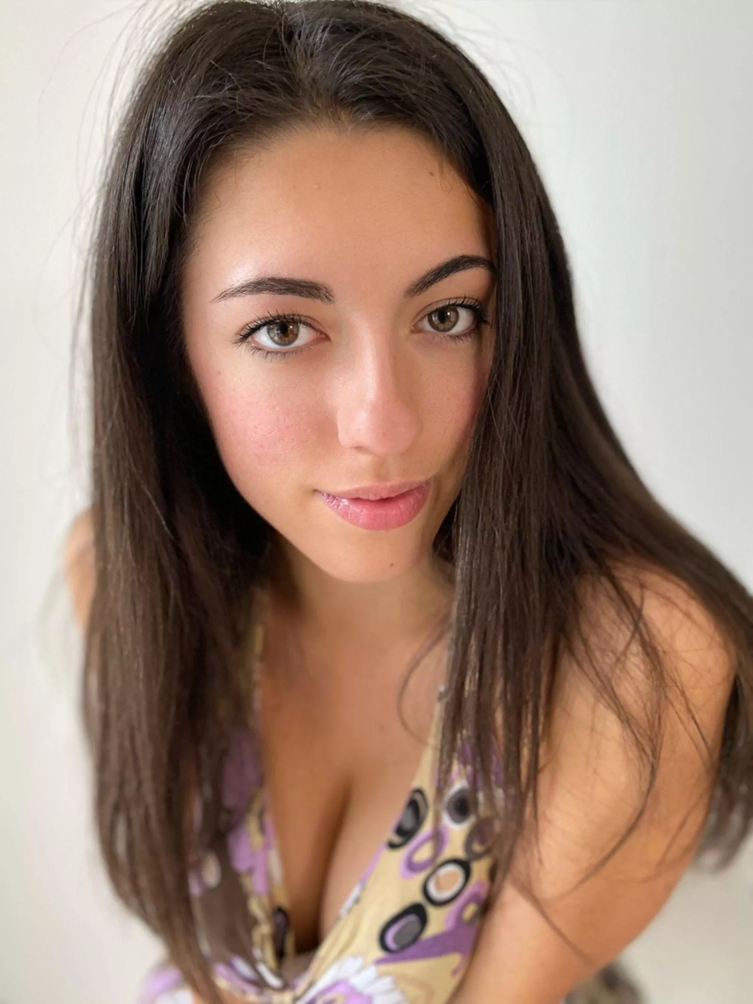 I want to have your arms around me F19