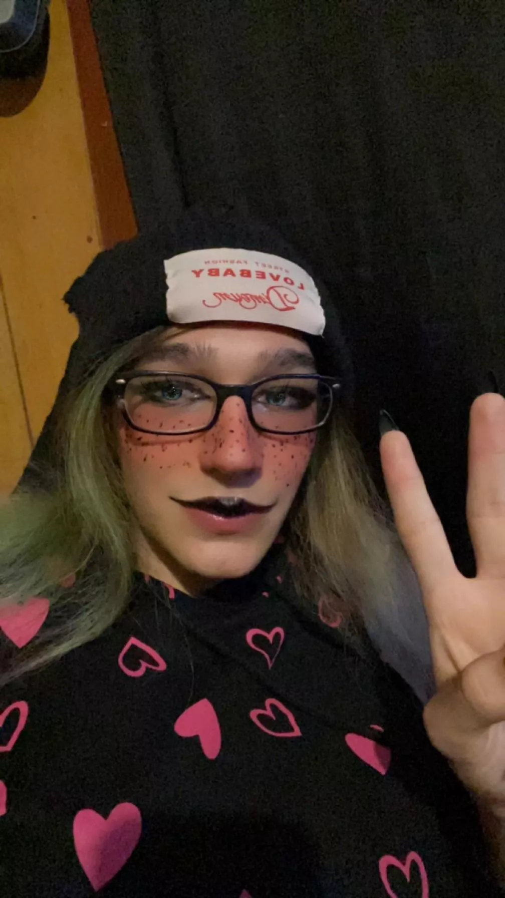 I’m back and cuter than ever. Wouldn’t u agree?