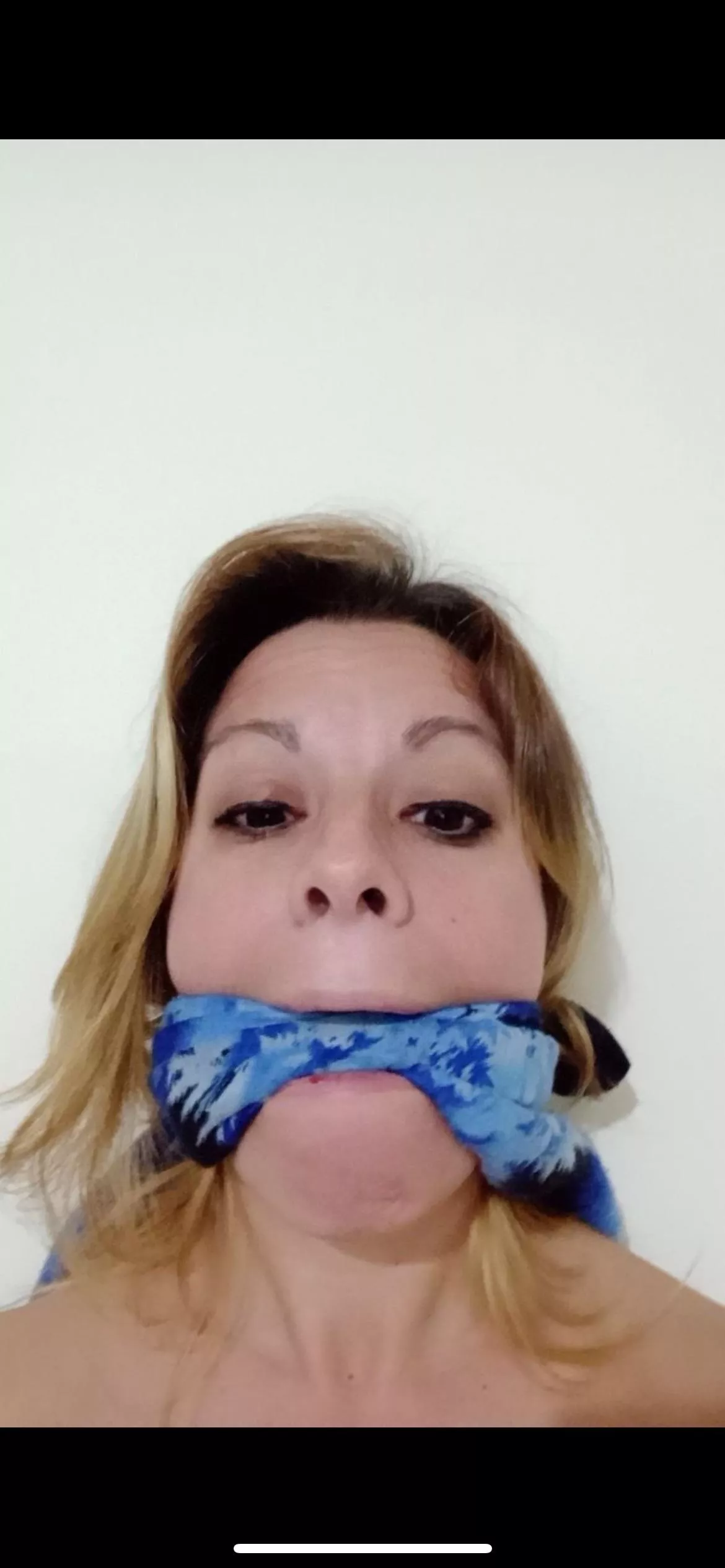 Lonely mom gagged selfie