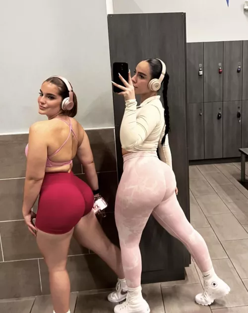 Pick one for doggy [2]