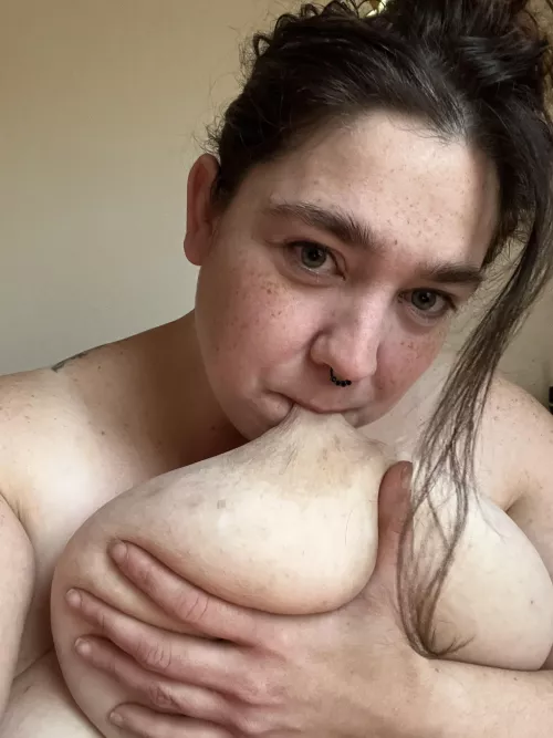 Someone come help me with this hangover and suck the other nipple please..