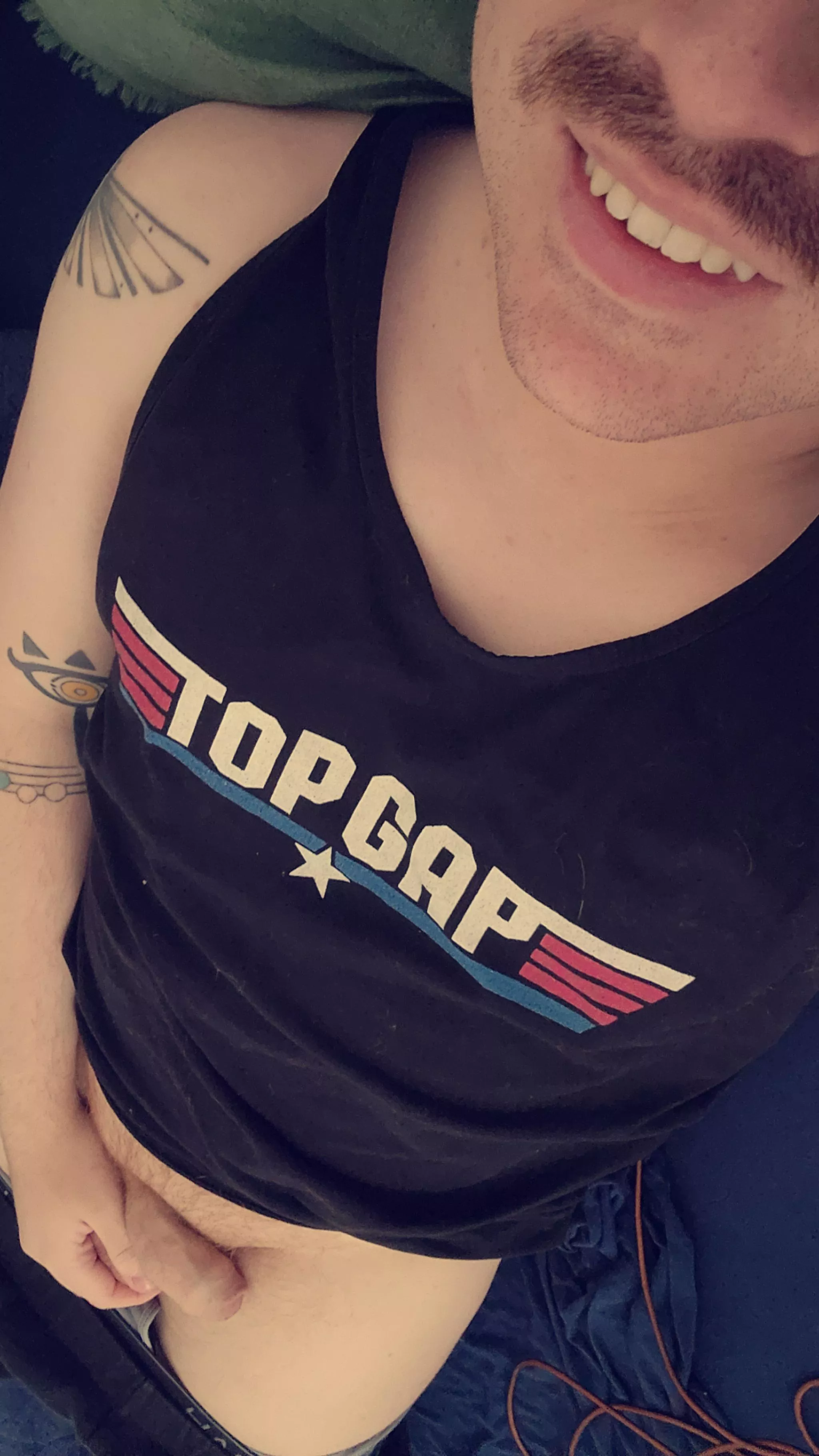 Top gap from a bottom