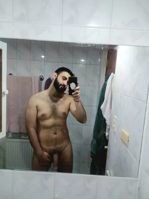 wanna join me in the shower😏