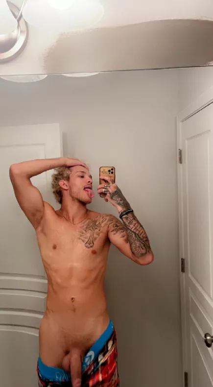 Where are my submissive boys at that love obeying their daddy