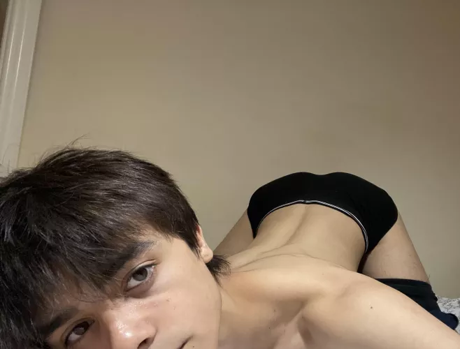 wyd if ur 18yo neighbor send u this?