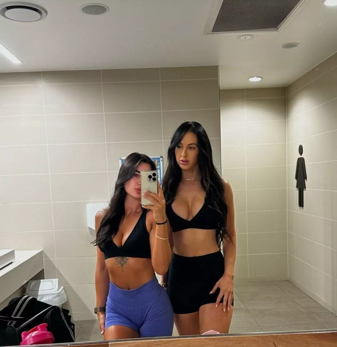 [2] Gym girls