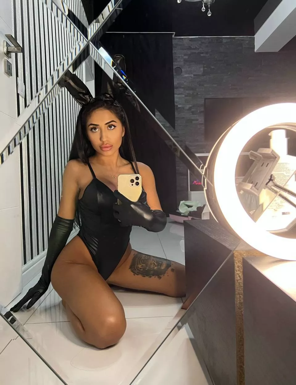 Age gap is sexy… don’t you agree?