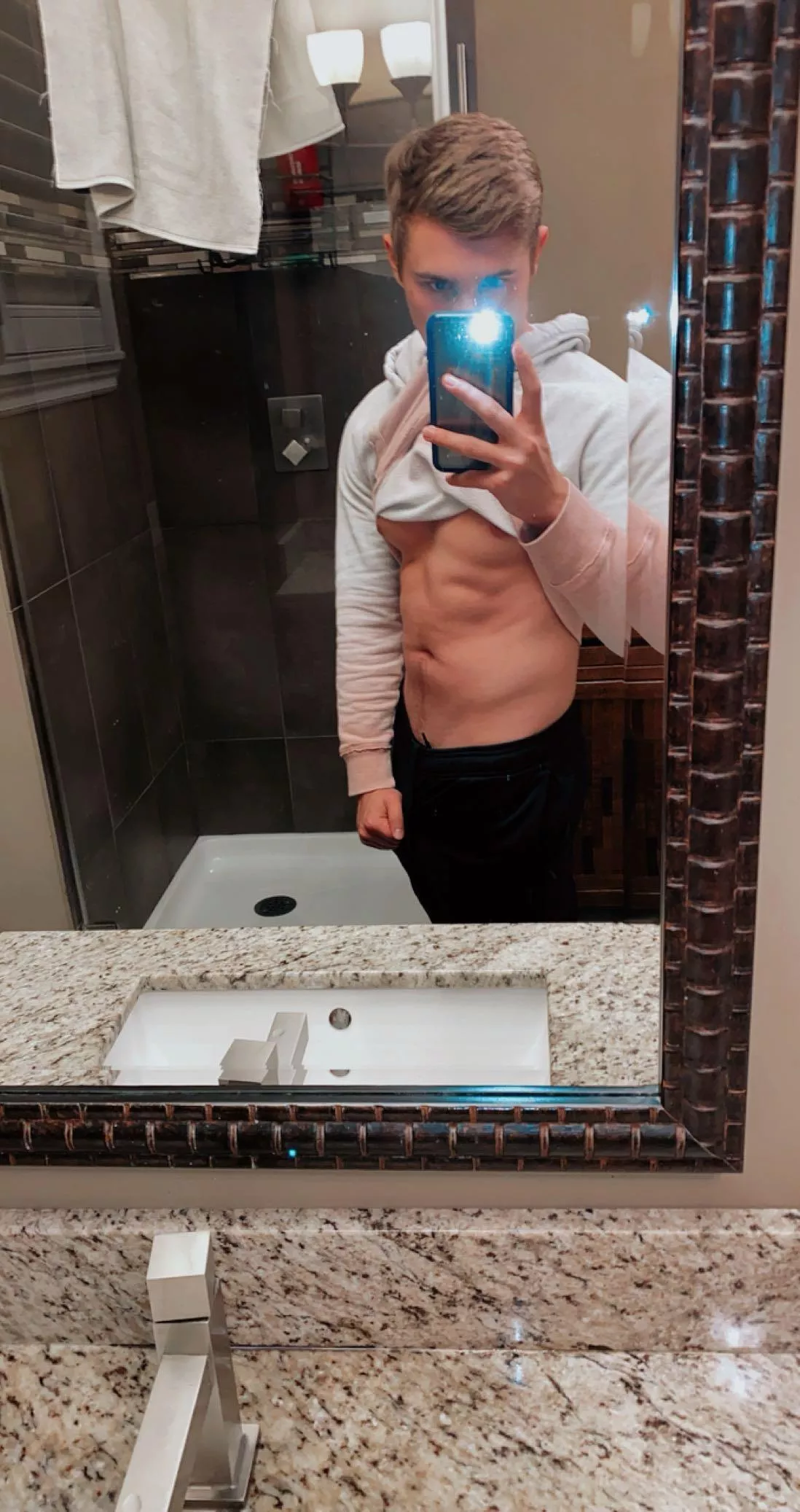 Any hairy abs lovers here?