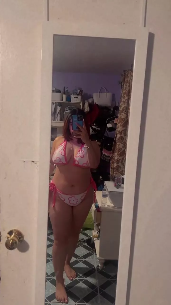 Can I post my bikini photos here?