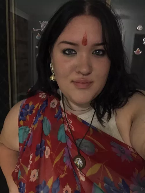 happy diwali! (well, posting this a little late 🤭) whether you celebrate or not, i hope you’ve had a day filled with joy🤎