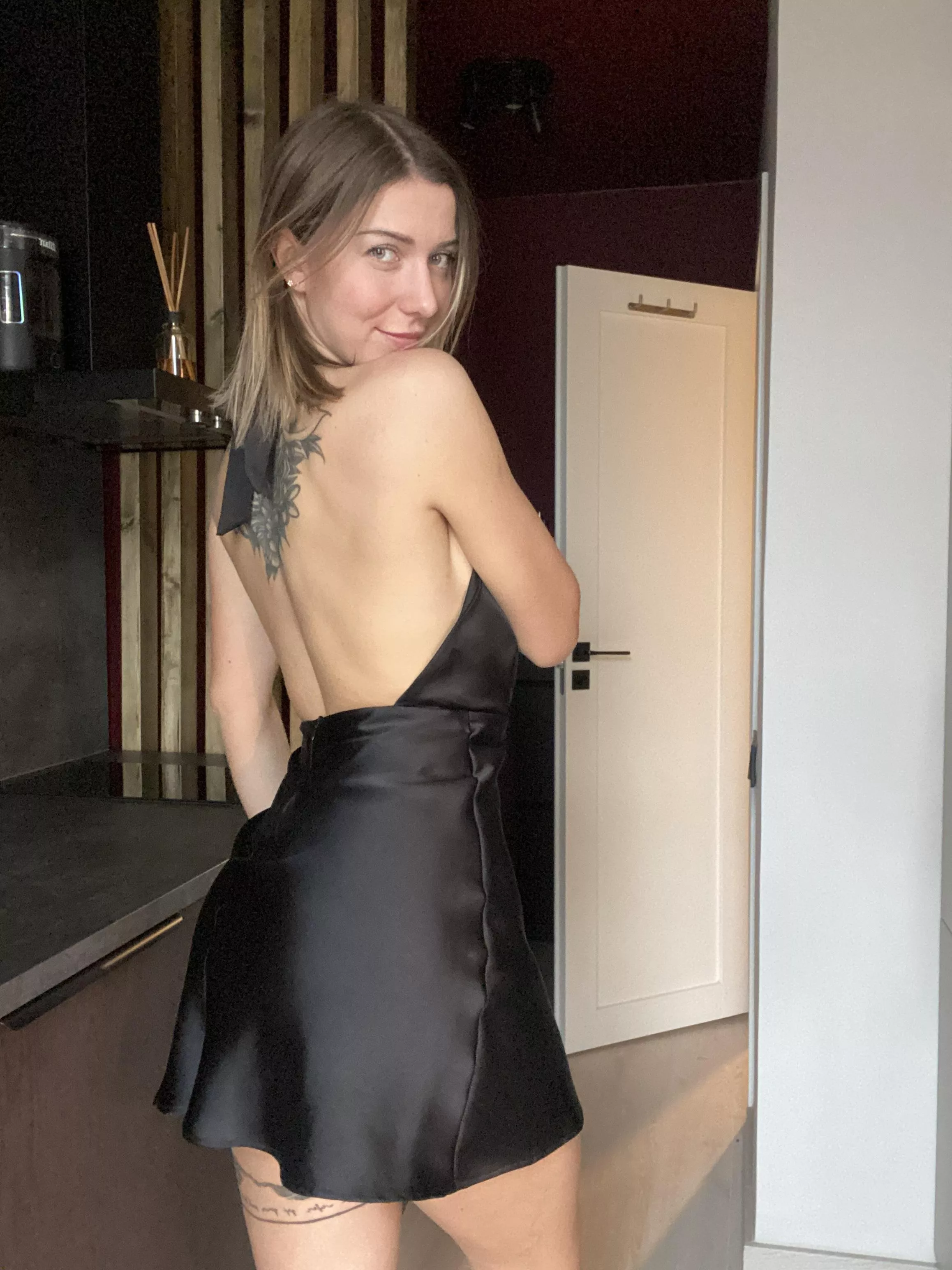 It would be better if I wore out my dress