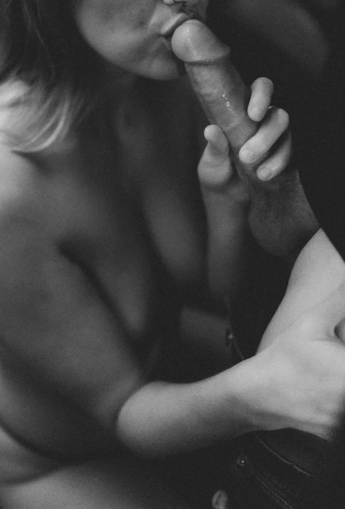 Mondays are for sloppy blowjobs 💦