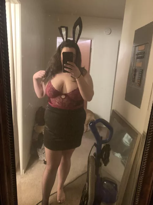 Single and heartbroken 💔 so I come to my favorite sub and remember I still got it