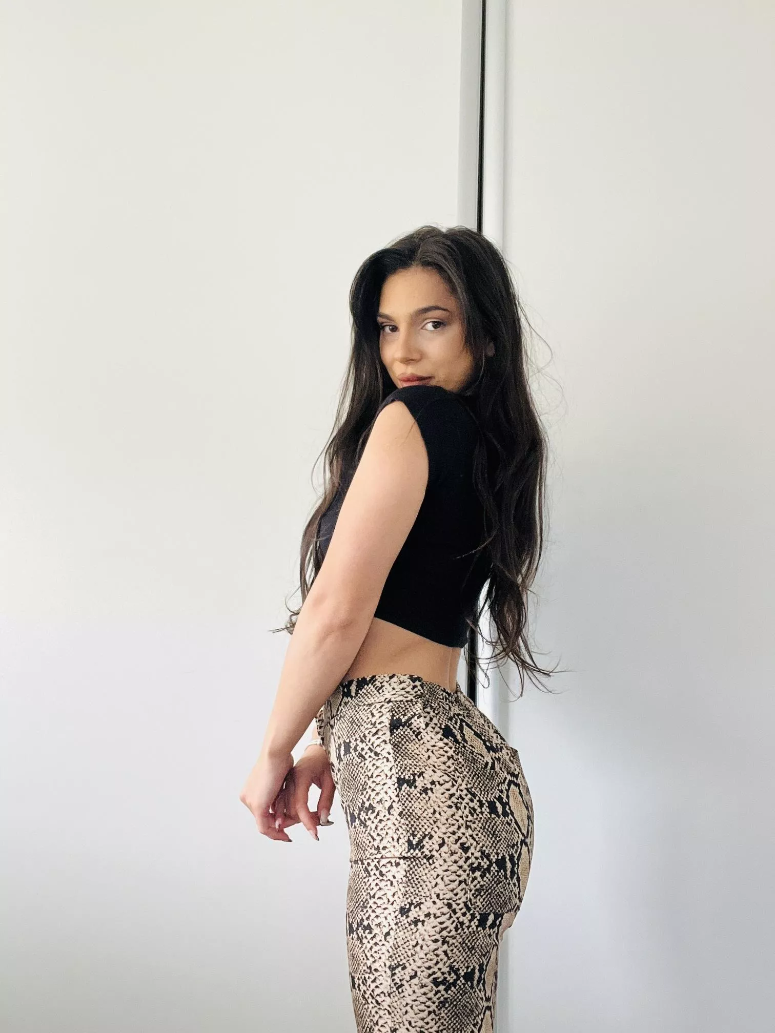 Stop imagining, let me show you what's on your fantasies