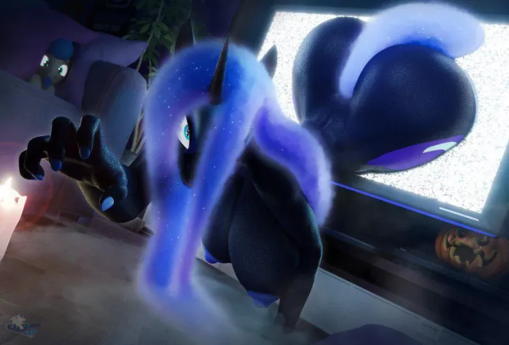 What would you do if she came out your tv? (Hoovesart)