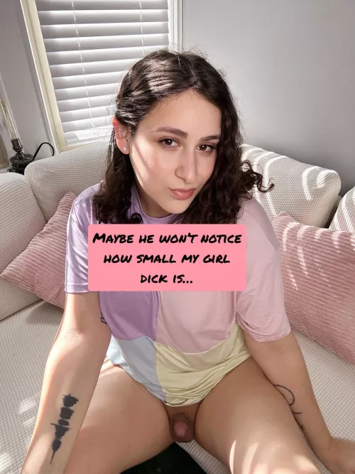 Would you date a queen with a tiny peen?🥹