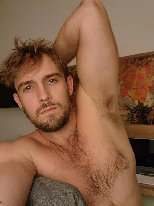 Yoooo from my hotel... just bored haha