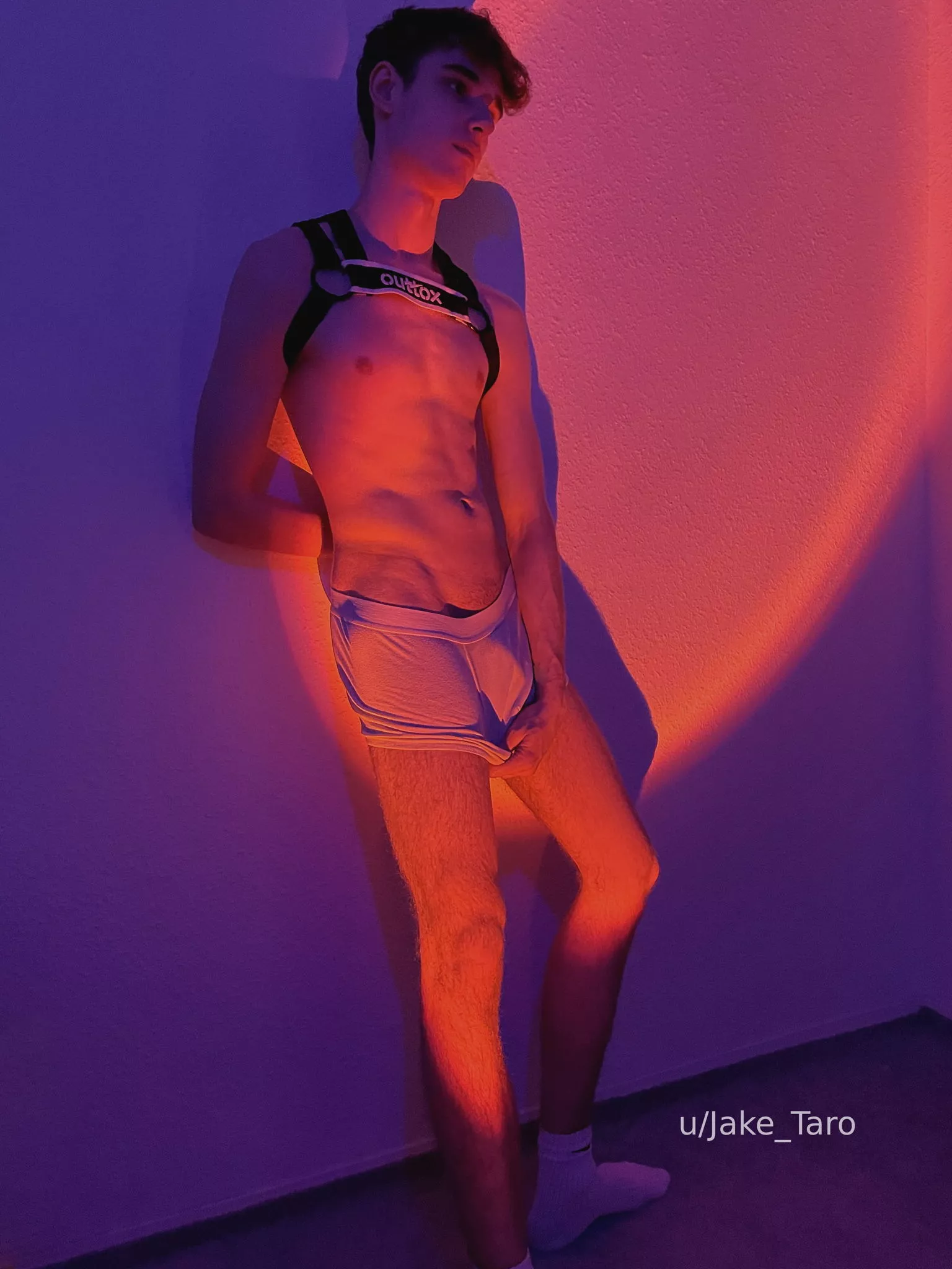 (20) who wants to play? 😏