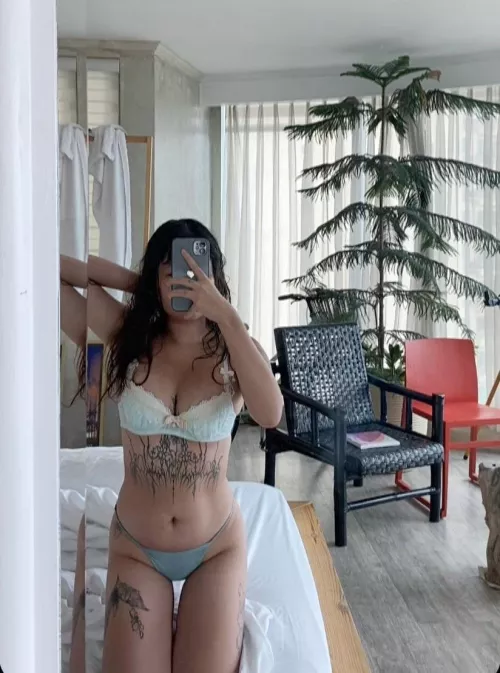 [f]irst post, hi? 😄