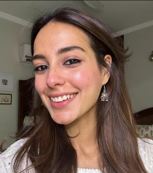Iqra Aziz