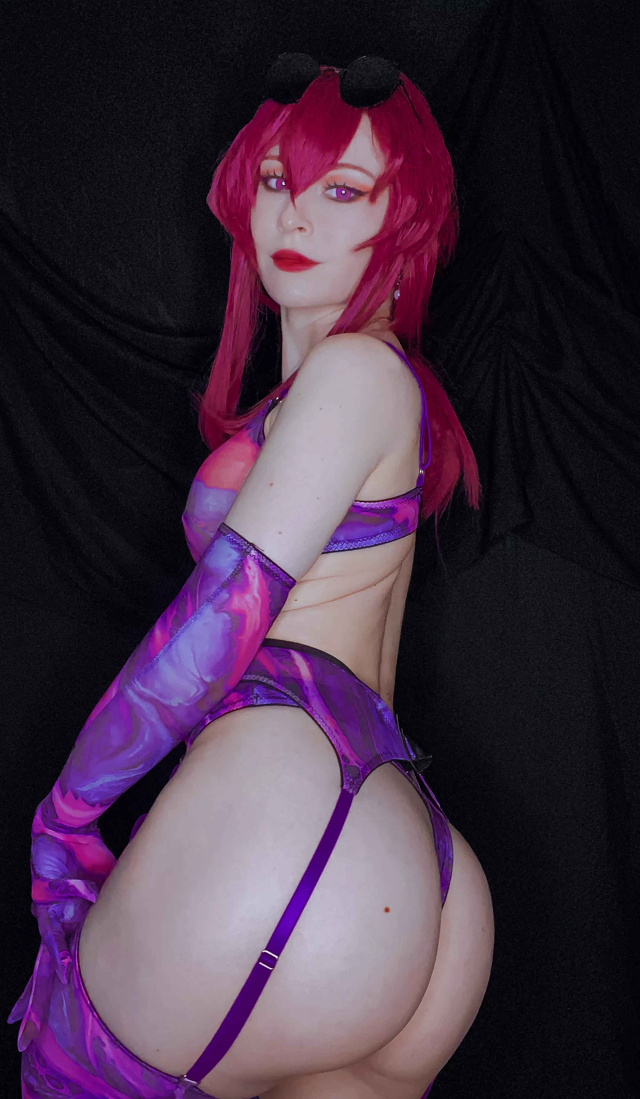 Kafka from Honkai Star Rail by KyrieFox