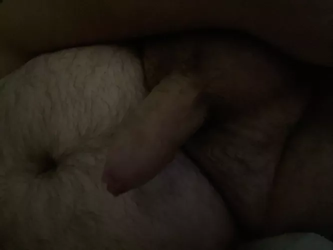 Little bit horny 🤭 anyone wanna snap??