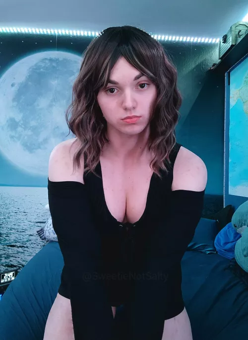 So many cuties on here, hope i fit in ♡