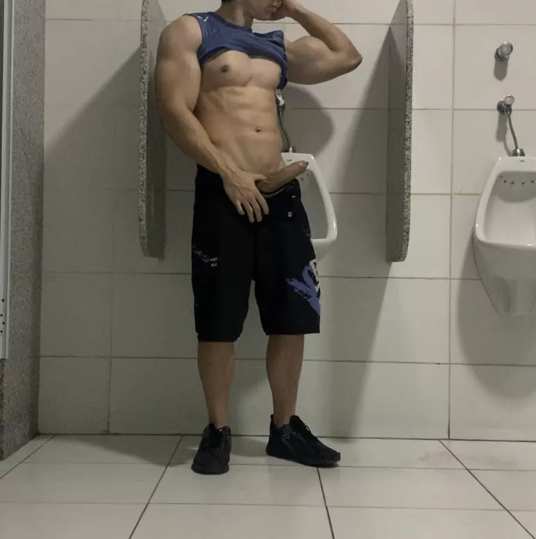 What if you caught me like this in the gym bathroom? 🔥